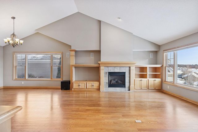 1336 Palisade Path, Woodbury, MN 55129