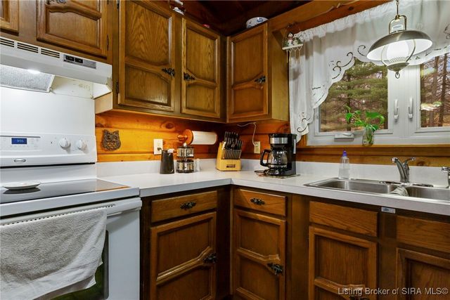 1346 Old Salem Road, Lanesville, IN 47136