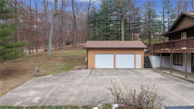 1346 Old Salem Road, Lanesville, IN 47136