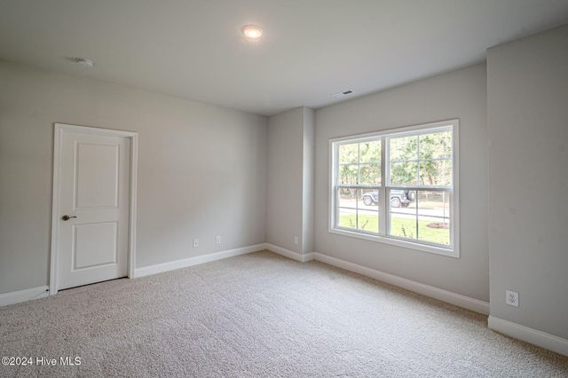 1025 Wood Creek Road NE, Leland, NC 28451