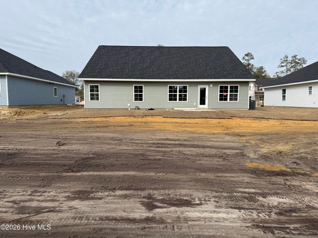 1025 Wood Creek Road NE, Leland, NC 28451