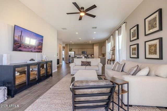 40889 W HILLMAN Drive, Maricopa, AZ 85138