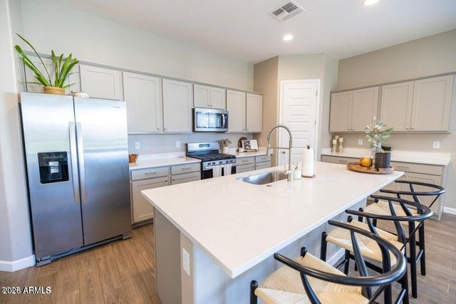 40889 W HILLMAN Drive, Maricopa, AZ 85138