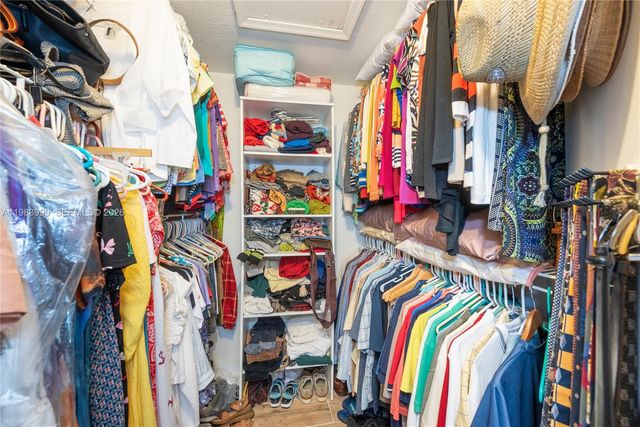 3212 Arbor Ln 2407, Hollywood, FL 33021