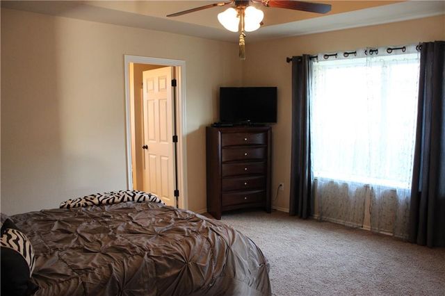 21206 River Lark Ln Lane, Edmond, OK 73012