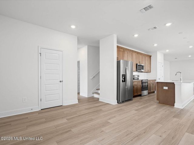 430 Pimento Circle, Ocean Springs, MS 39564