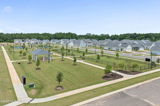 430 Pimento Circle, Ocean Springs, MS 39564
