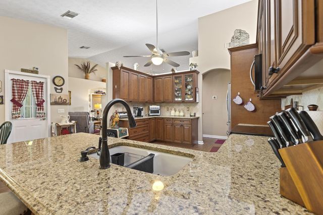 5220 NW Ever Road, Port St Lucie, FL 34983