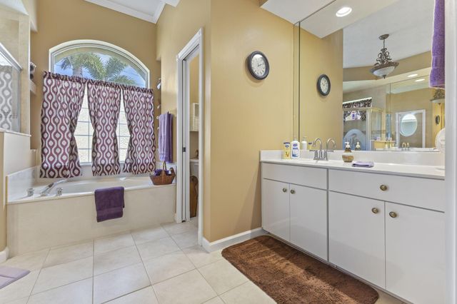 5220 NW Ever Road, Port St Lucie, FL 34983