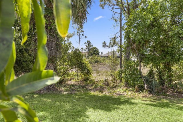 5220 NW Ever Road, Port St Lucie, FL 34983