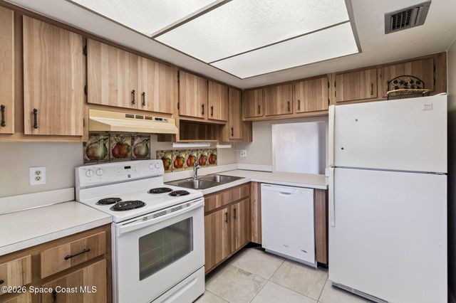 3150 N Harbor City Boulevard 337, Melbourne, FL 32935