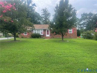 1010 N Cottonwood Rd, North Chesterfield, VA 23236