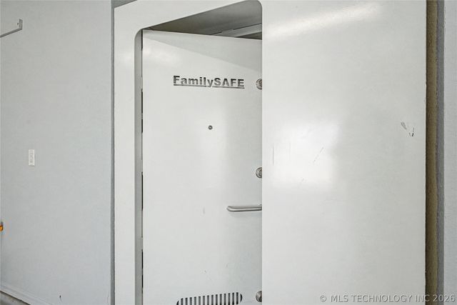 10653 N 177th Avenue E, Owasso, OK 74055