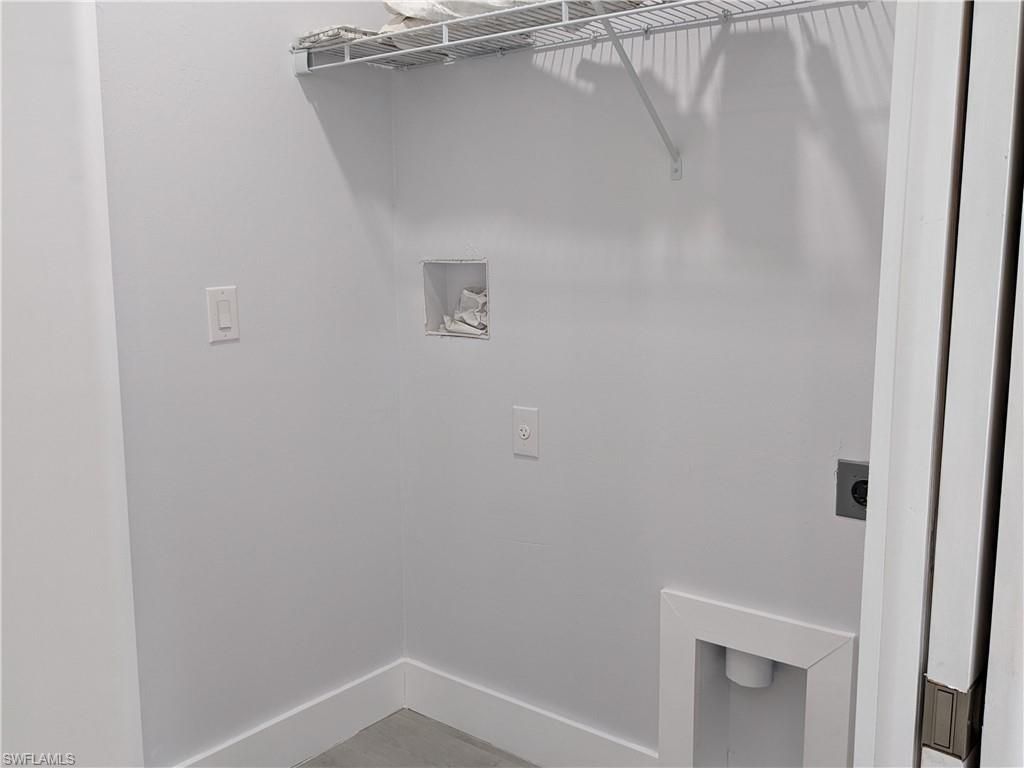 Image 24 of property listing at 3027 SW 16th PL, Cape Coral, FL 33914