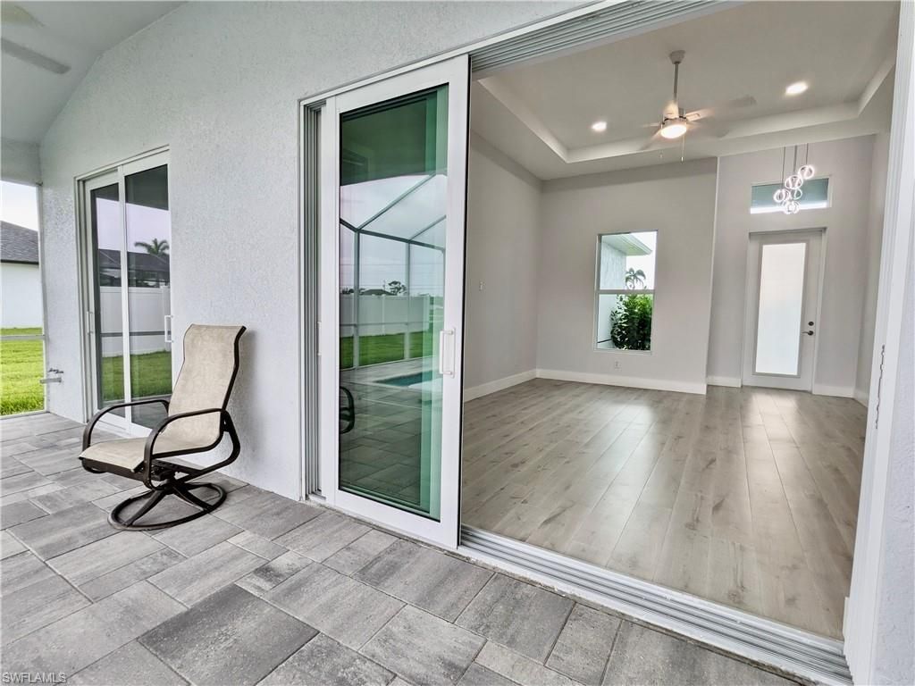 Image 27 of property listing at 3027 SW 16th PL, Cape Coral, FL 33914