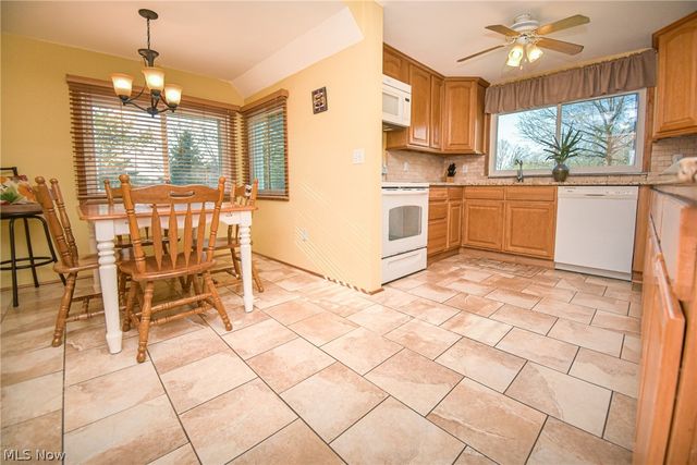 26988 Cook Road, Olmsted Twp, OH 44138