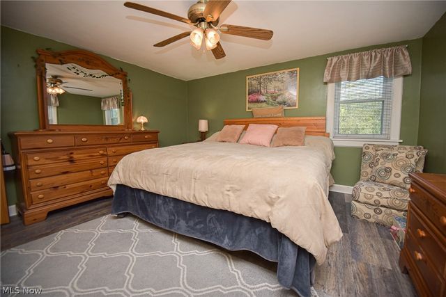26988 Cook Road, Olmsted Twp, OH 44138