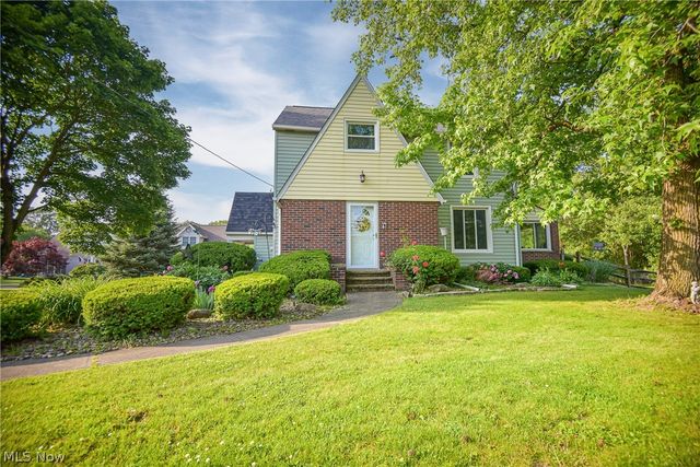 26988 Cook Road, Olmsted Twp, OH 44138