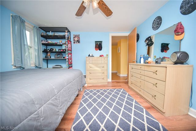 26988 Cook Road, Olmsted Twp, OH 44138