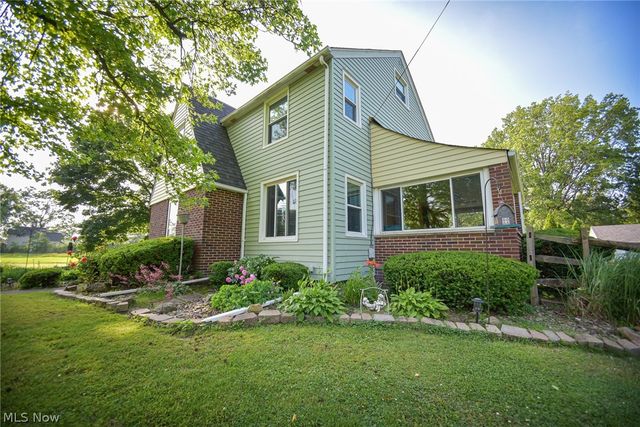 26988 Cook Road, Olmsted Twp, OH 44138