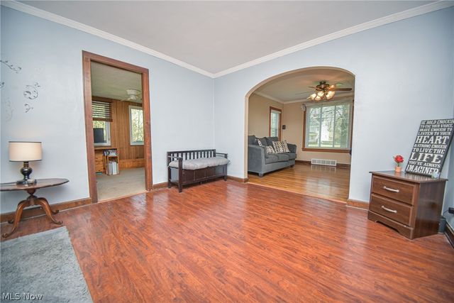 26988 Cook Road, Olmsted Twp, OH 44138