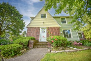 26988 Cook Road, Olmsted Twp, OH 44138