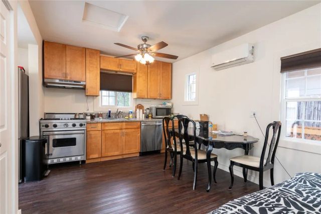 420 W California Boulevard, Glendale, CA 91203