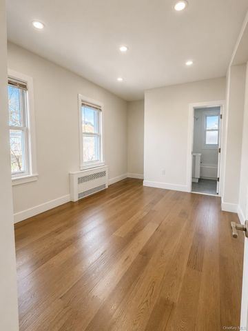 121 W Chester Street 1, Long Beach, NY 11561
