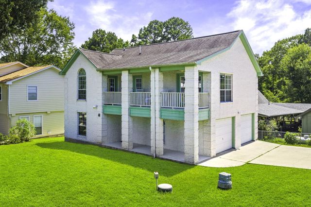 239 Skyline Dr, Coldspring, TX 77331