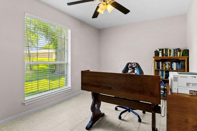 239 Skyline Dr, Coldspring, TX 77331
