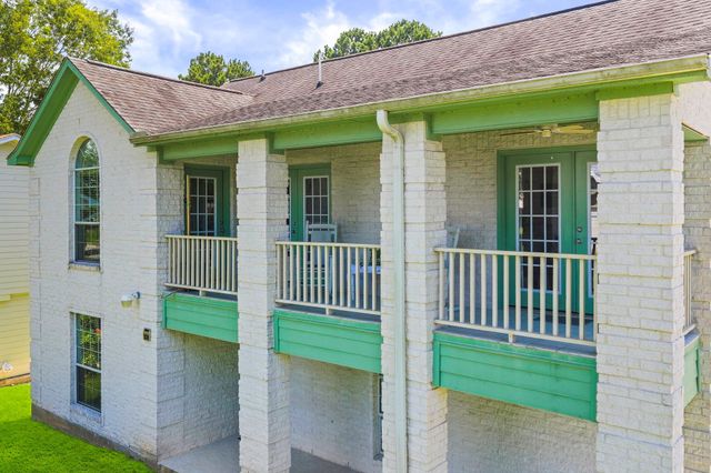239 Skyline Dr, Coldspring, TX 77331