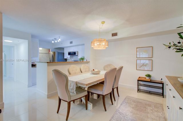 4824 N State Road 7 9105, Coconut Creek, FL 33073