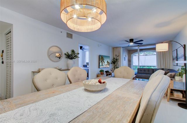 4824 N State Road 7 9105, Coconut Creek, FL 33073