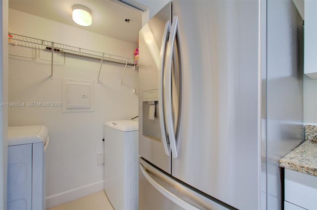 4824 N State Road 7 9105, Coconut Creek, FL 33073