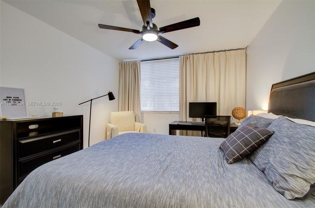 4824 N State Road 7 9105, Coconut Creek, FL 33073