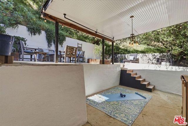 2645 Onyx Drive, Los Angeles, CA 90032