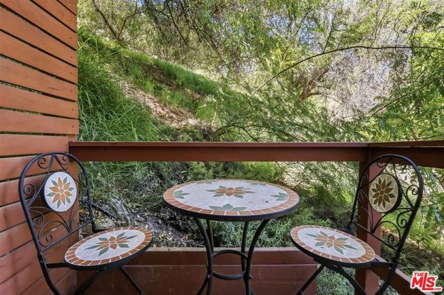 2645 Onyx Drive, Los Angeles, CA 90032