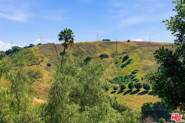 2645 Onyx Drive, Los Angeles, CA 90032