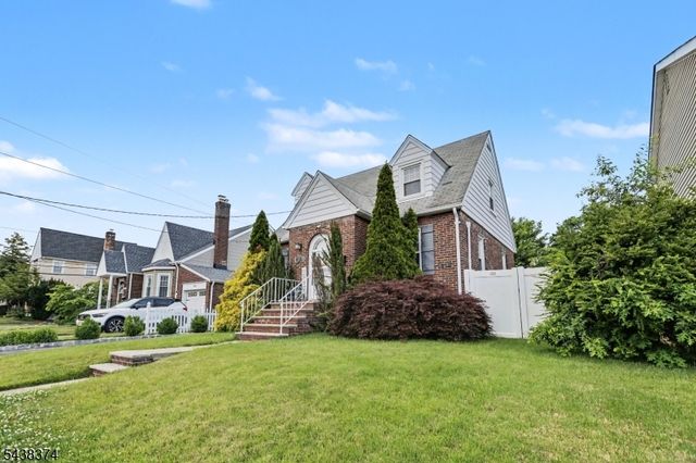 1312 Dewitt Ter, Linden City, NJ 07036