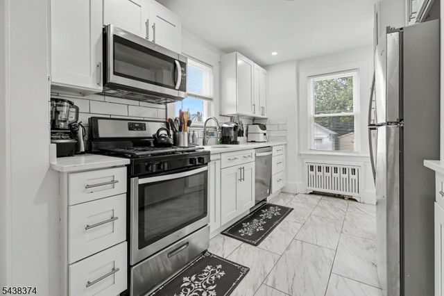 1312 Dewitt Ter, Linden City, NJ 07036