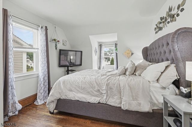 1312 Dewitt Ter, Linden City, NJ 07036