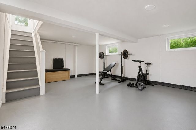 1312 Dewitt Ter, Linden City, NJ 07036