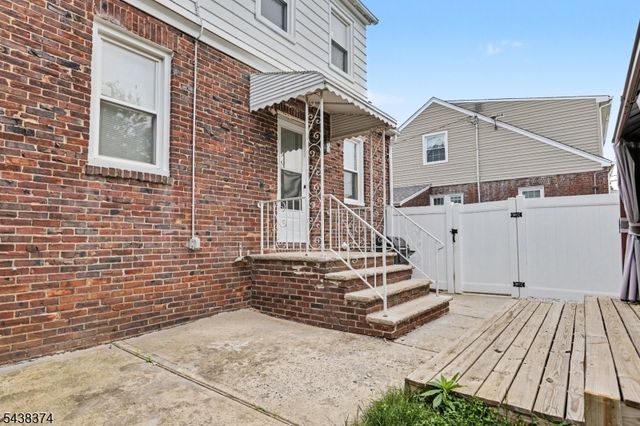 1312 Dewitt Ter, Linden City, NJ 07036