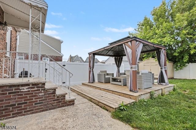 1312 Dewitt Ter, Linden City, NJ 07036