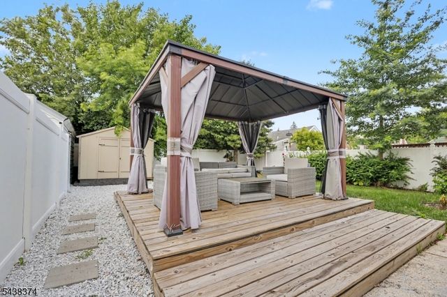 1312 Dewitt Ter, Linden City, NJ 07036