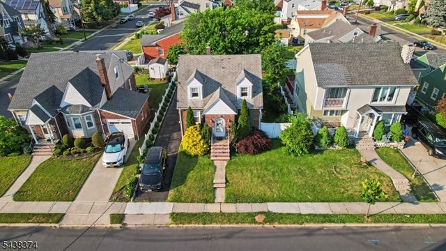 1312 Dewitt Ter, Linden City, NJ 07036