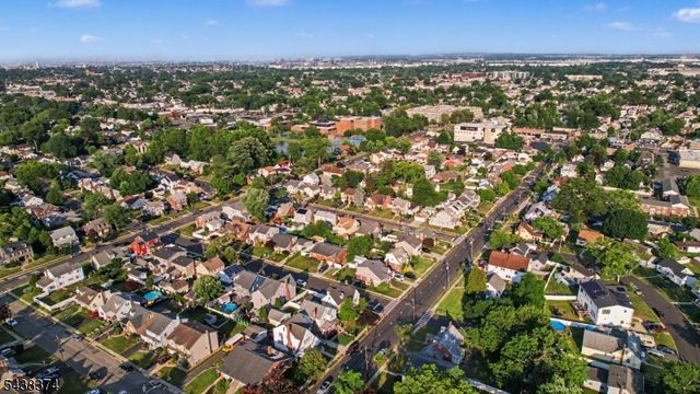 1312 Dewitt Ter, Linden City, NJ 07036