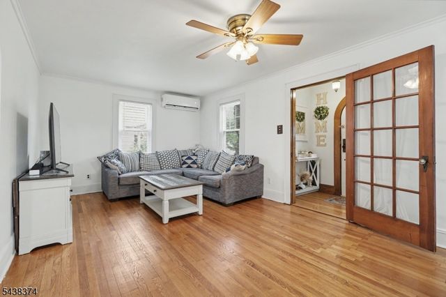 1312 Dewitt Ter, Linden City, NJ 07036