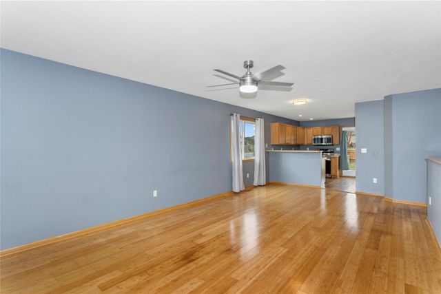 1526 94th Street, West Des Moines, IA 50266