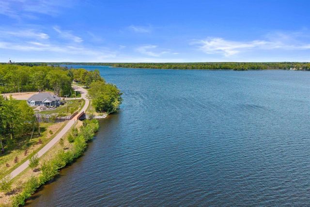 1243 BRIDGEVIEW DRIVE, Wisconsin Rapids, WI 54494